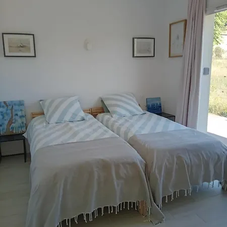 Вилла La Vie En Rose, Panoramic Villa With A Pool
